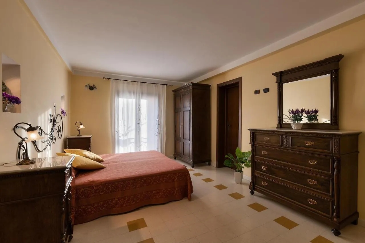 ***  テッラジーニ Casa Manzella Bed & Breakfast イタリア