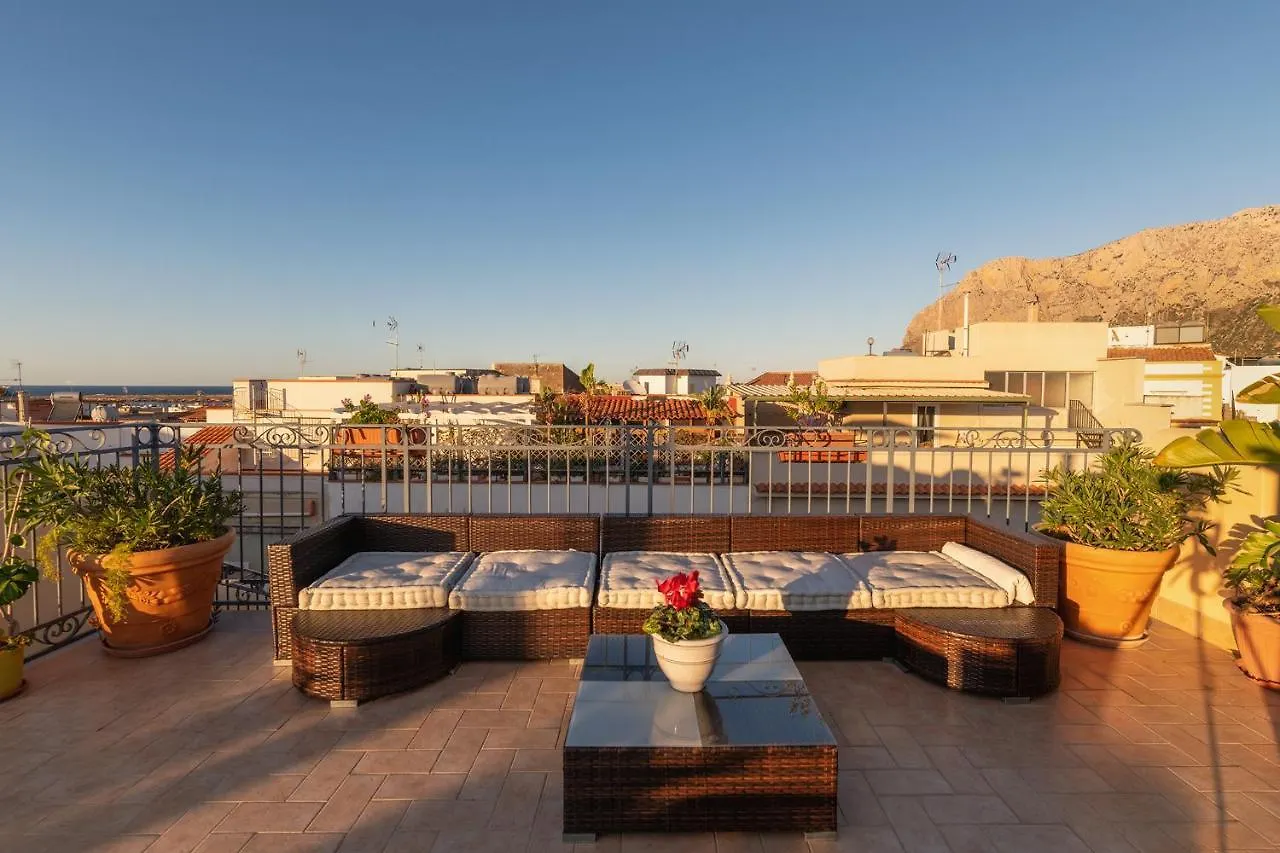 Bed and Breakfast Casa Manzella Terrasini